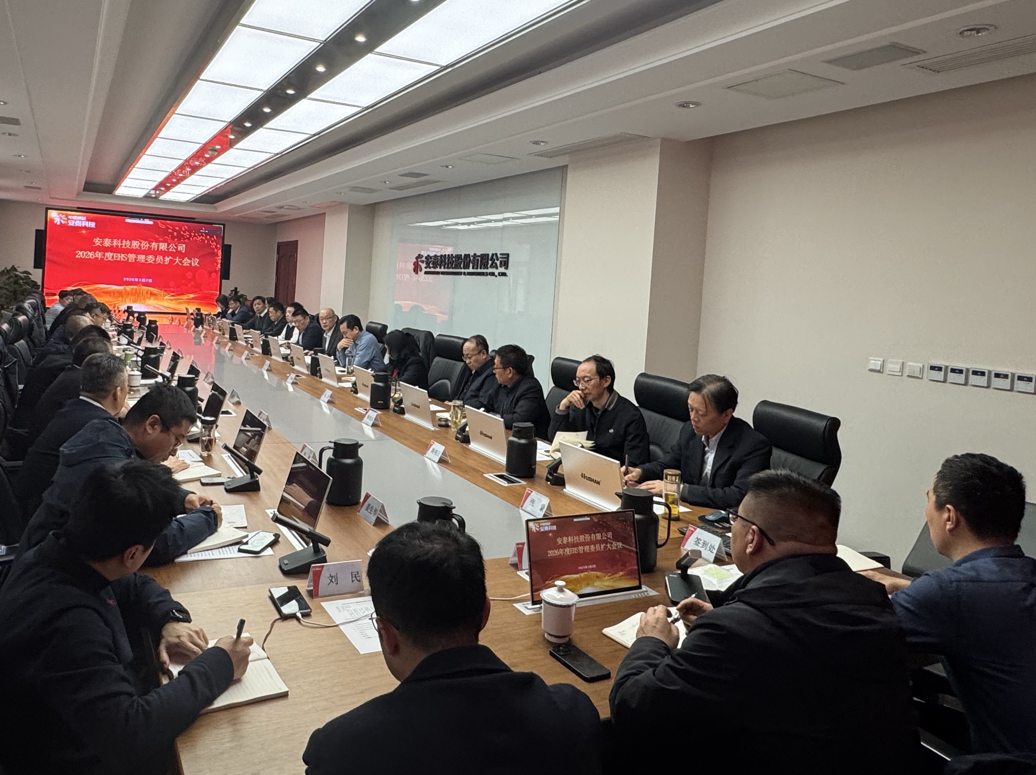 95dea8a3168a9a2255548004a8c3f4a5.jpg 95dea8a3168a9a2255548004a8c3f4a5.jpg